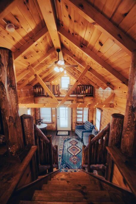 Charming Lakeview Cabin Near Geneva-On-The-Lake! Ashtabula Εξωτερικό φωτογραφία