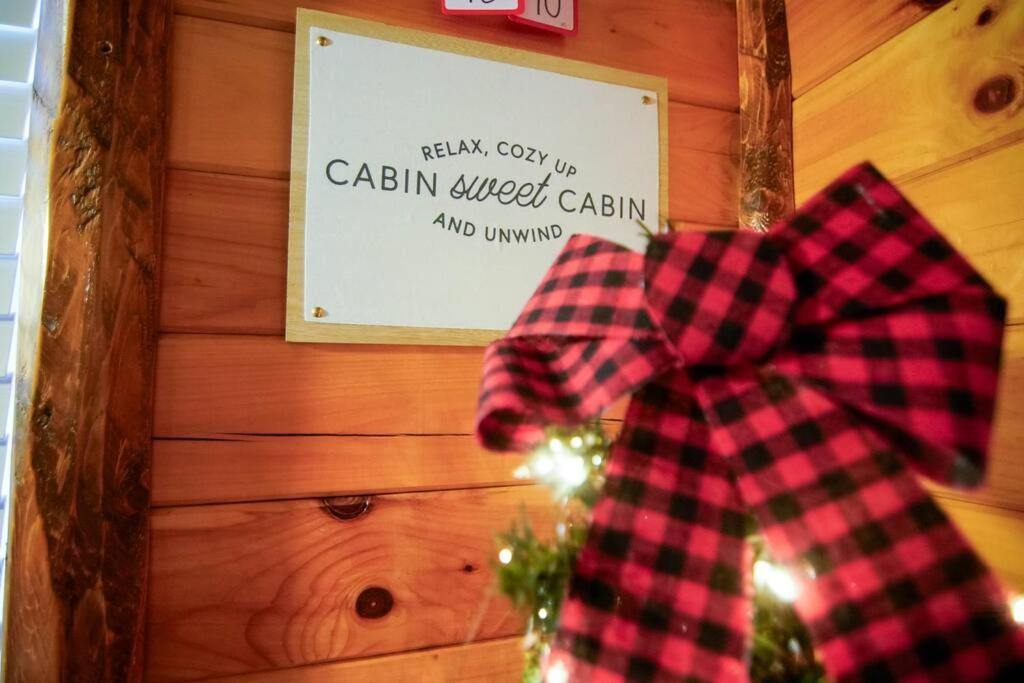 Charming Lakeview Cabin Near Geneva-On-The-Lake! Ashtabula Εξωτερικό φωτογραφία