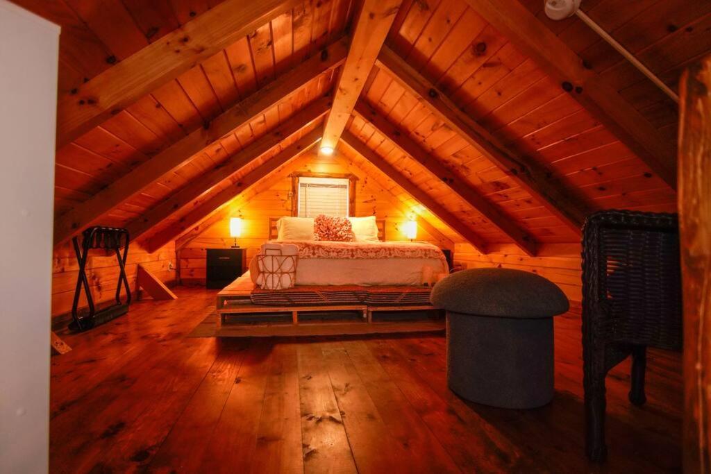 Charming Lakeview Cabin Near Geneva-On-The-Lake! Ashtabula Εξωτερικό φωτογραφία